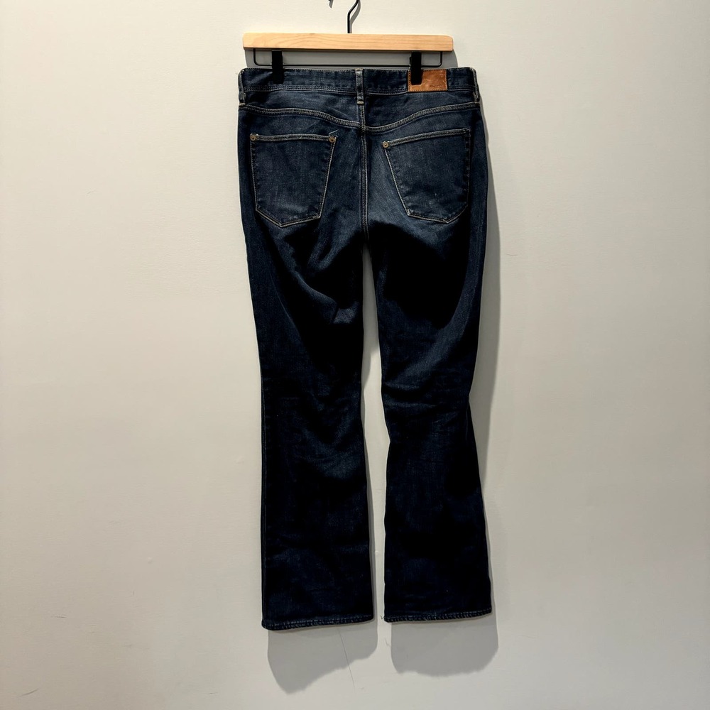 Madewell Boot Legger Jeans | Size 29x32 - Picture 3 of 9